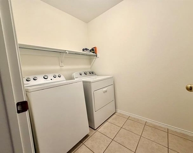 516 Hawken Drive - Photo Thumbnail 28