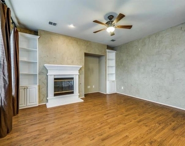 516 Hawken Drive - Photo Thumbnail 11