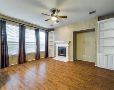 516 Hawken Drive - Photo Thumbnail 10