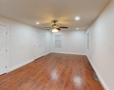 2246 Anson Road - Photo Thumbnail 12