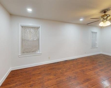 2246 Anson Road - Photo Thumbnail 11