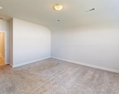 221 Santa Lucia Drive - Photo Thumbnail 14