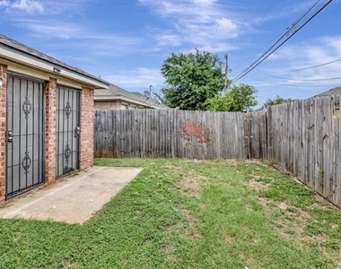 1418 Mulkey Street - Photo Thumbnail 20