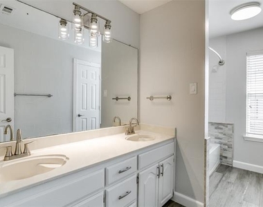2204 Winslow Court - Photo Thumbnail 17