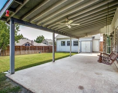 2204 Winslow Court - Photo Thumbnail 20