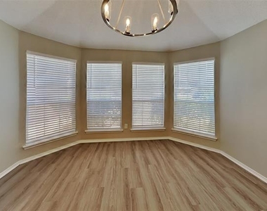 1715 Bertram Drive - Photo Thumbnail 5