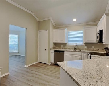 1715 Bertram Drive - Photo Thumbnail 4