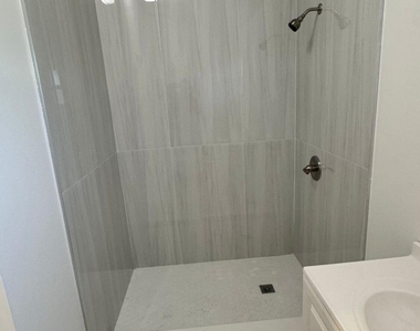 678 Sw Pueblo Terrace - Photo Thumbnail 7