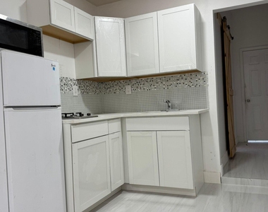 678 Sw Pueblo Terrace - Photo Thumbnail 2