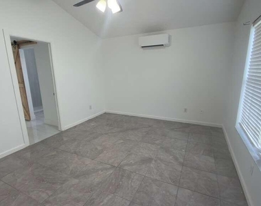 678 Sw Pueblo Terrace - Photo Thumbnail 10