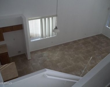 3898 S Stallion Drive - Photo Thumbnail 9
