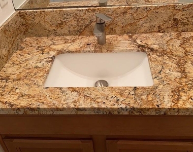 3898 S Stallion Drive - Photo Thumbnail 7