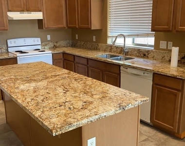 3898 S Stallion Drive - Photo Thumbnail 3