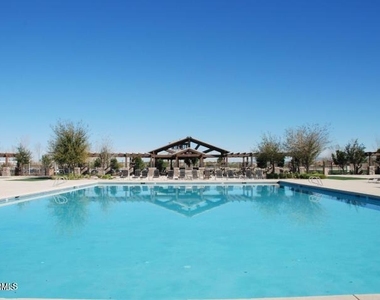 3898 S Stallion Drive - Photo Thumbnail 17