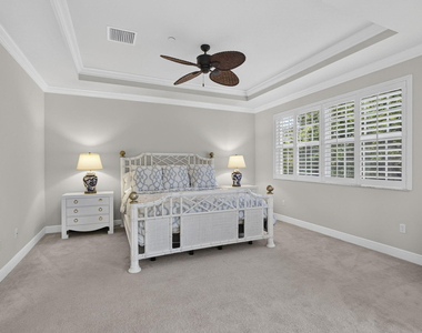 222 Tresana Boulevard - Photo Thumbnail 27