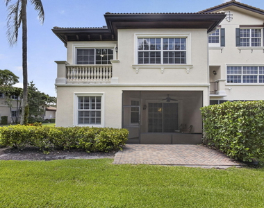 222 Tresana Boulevard - Photo Thumbnail 49