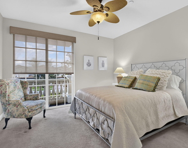 222 Tresana Boulevard - Photo Thumbnail 37