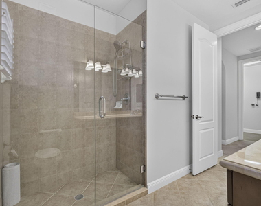 222 Tresana Boulevard - Photo Thumbnail 26