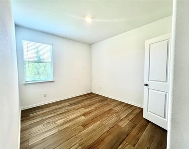 1201 Ipkiss Avenue - Photo Thumbnail 18