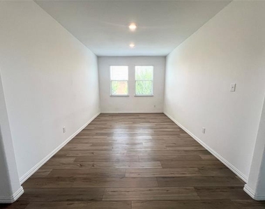 1201 Ipkiss Avenue - Photo Thumbnail 17