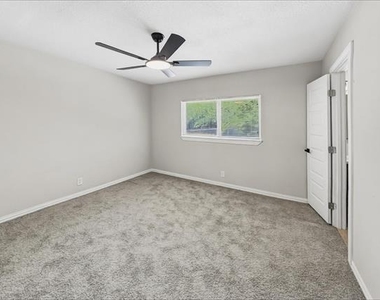 3716 Clotell Drive - Photo Thumbnail 8