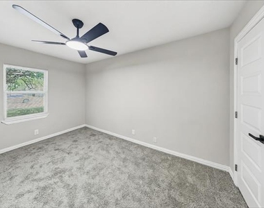 3716 Clotell Drive - Photo Thumbnail 18