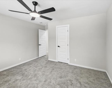 3716 Clotell Drive - Photo Thumbnail 11