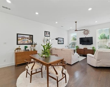 1078 Maverick Drive - Photo Thumbnail 6