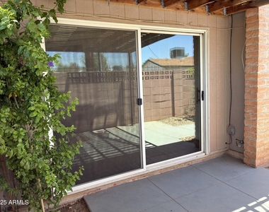 3066 N 32nd Street - Photo Thumbnail 19