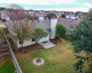 2211 Lilac Circle - Photo Thumbnail 24