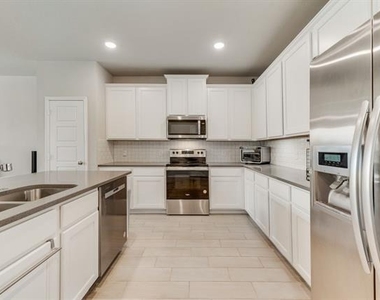 3403 Western Trail - Photo Thumbnail 20