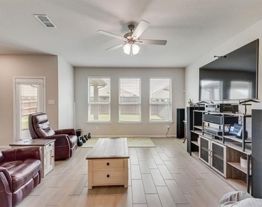 3403 Western Trail - Photo Thumbnail 11