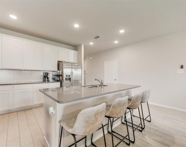3403 Western Trail - Photo Thumbnail 17