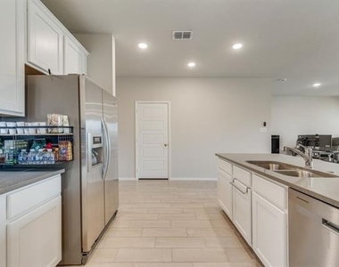 3403 Western Trail - Photo Thumbnail 21