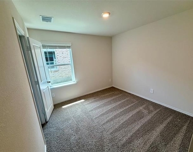 3334 Catamount Drive - Photo Thumbnail 23