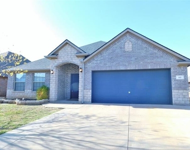 60 Kramer Lane - Photo Thumbnail 1