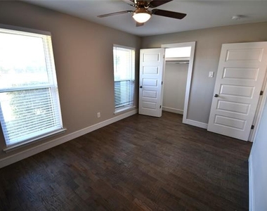 2705 Twinpost Court - Photo Thumbnail 8