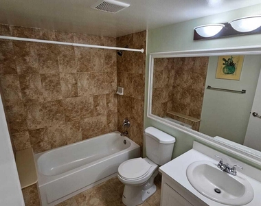 205 Foxtail Drive - Photo Thumbnail 7