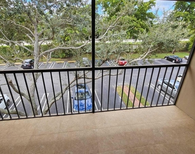 205 Foxtail Drive - Photo Thumbnail 17
