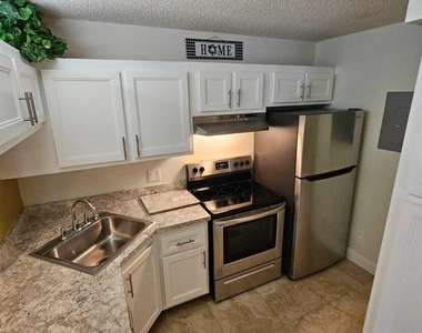 205 Foxtail Drive - Photo Thumbnail 2