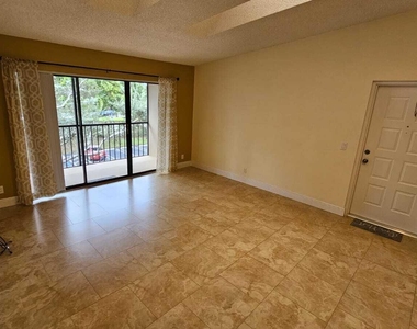 205 Foxtail Drive - Photo Thumbnail 16