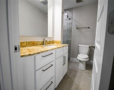3430 Princeton - Photo Thumbnail 16