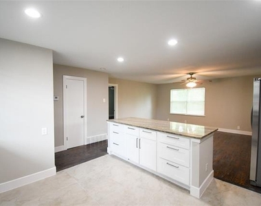 3430 Princeton - Photo Thumbnail 7