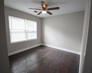 3430 Princeton - Photo Thumbnail 14