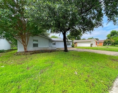 3430 Princeton - Photo Thumbnail 27