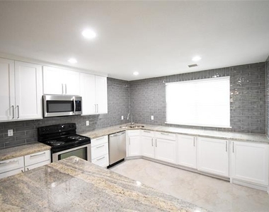 3430 Princeton - Photo Thumbnail 3