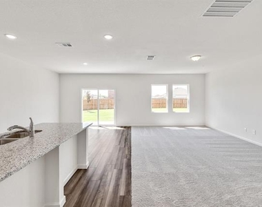 795 Yorkshire Drive - Photo Thumbnail 29