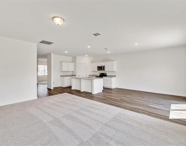795 Yorkshire Drive - Photo Thumbnail 27