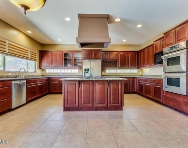 1705 E Coconino Drive - Photo Thumbnail 15