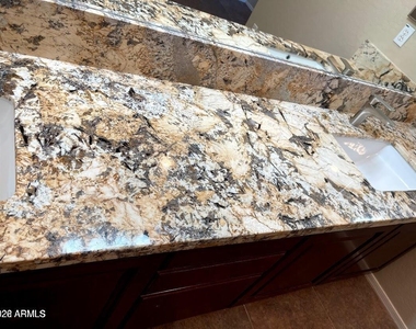 1705 E Coconino Drive - Photo Thumbnail 41